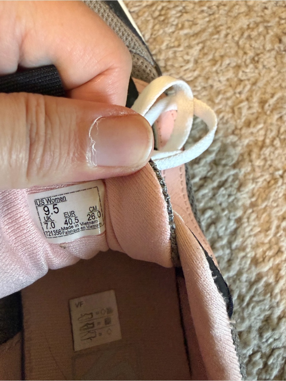 Vans Women's Low-Top Sneakers in Pink, Gray and Black - Picture 8 of 10
